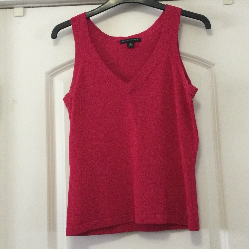 Banana Republic V-Neck Shell